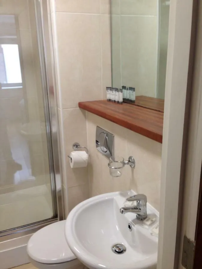 Luxury Ivy Exchange 3 Bedroom Apartment Dublin 0*,  Irland